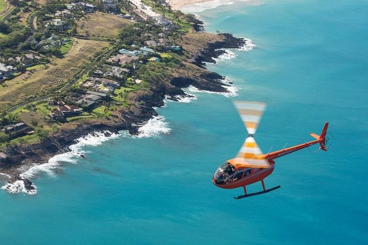 Private Big Island Experience: 3 of 4 Window Seats - Photo 1 of 13